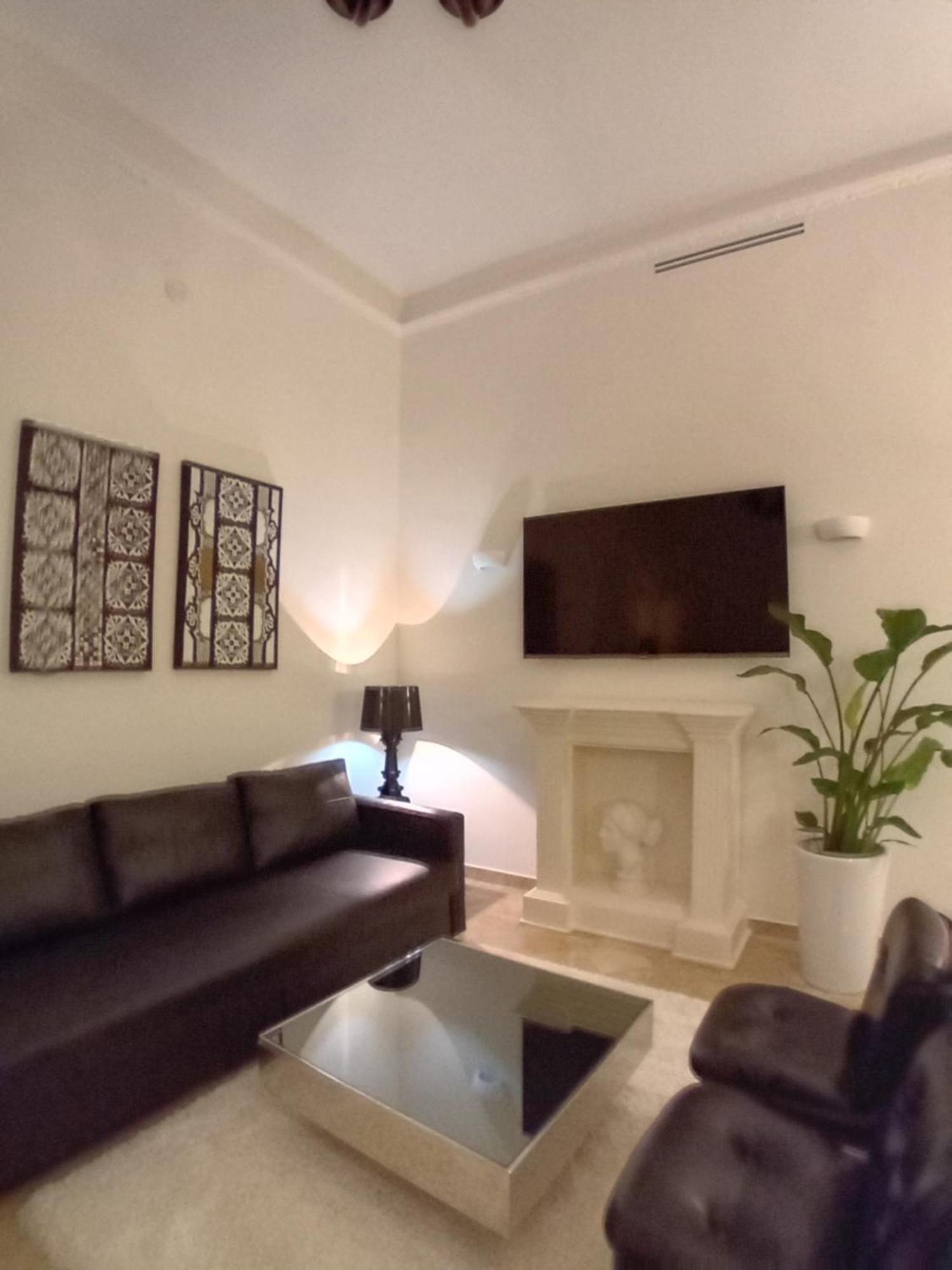 Bari Downtown Luxury Apartment Εξωτερικό φωτογραφία