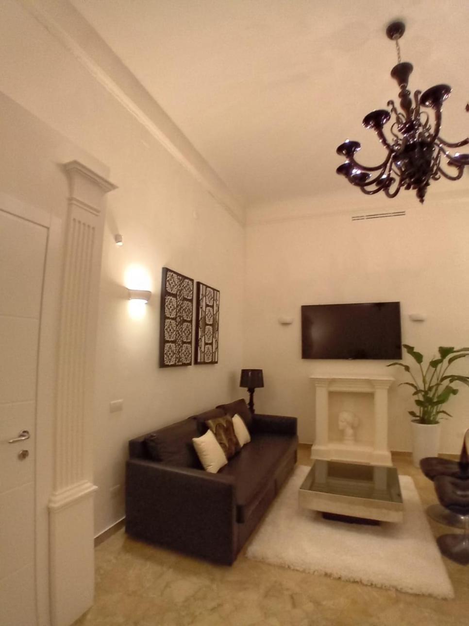 Bari Downtown Luxury Apartment Εξωτερικό φωτογραφία