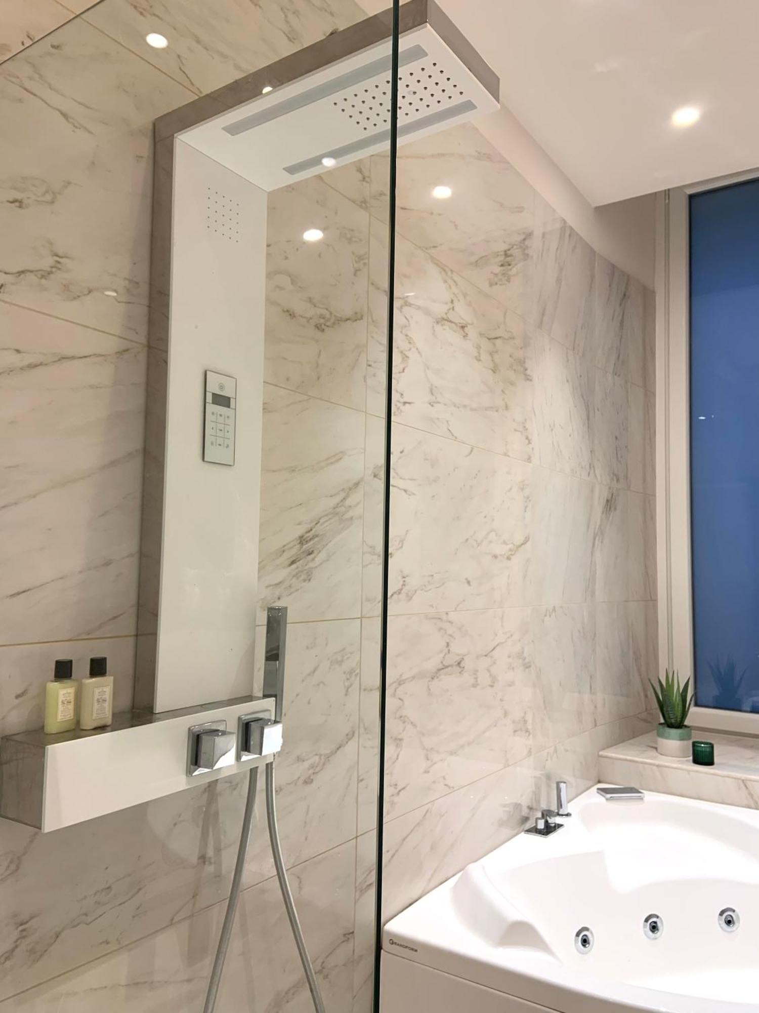 Bari Downtown Luxury Apartment Εξωτερικό φωτογραφία